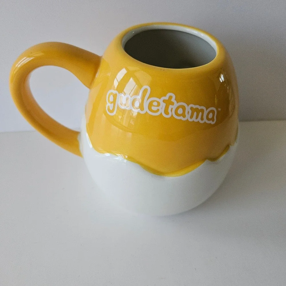 NEW Sanrio‎ Gudetama Lazy Egg Mug Cup 20oz Sculpted Silver Buffalo World Market